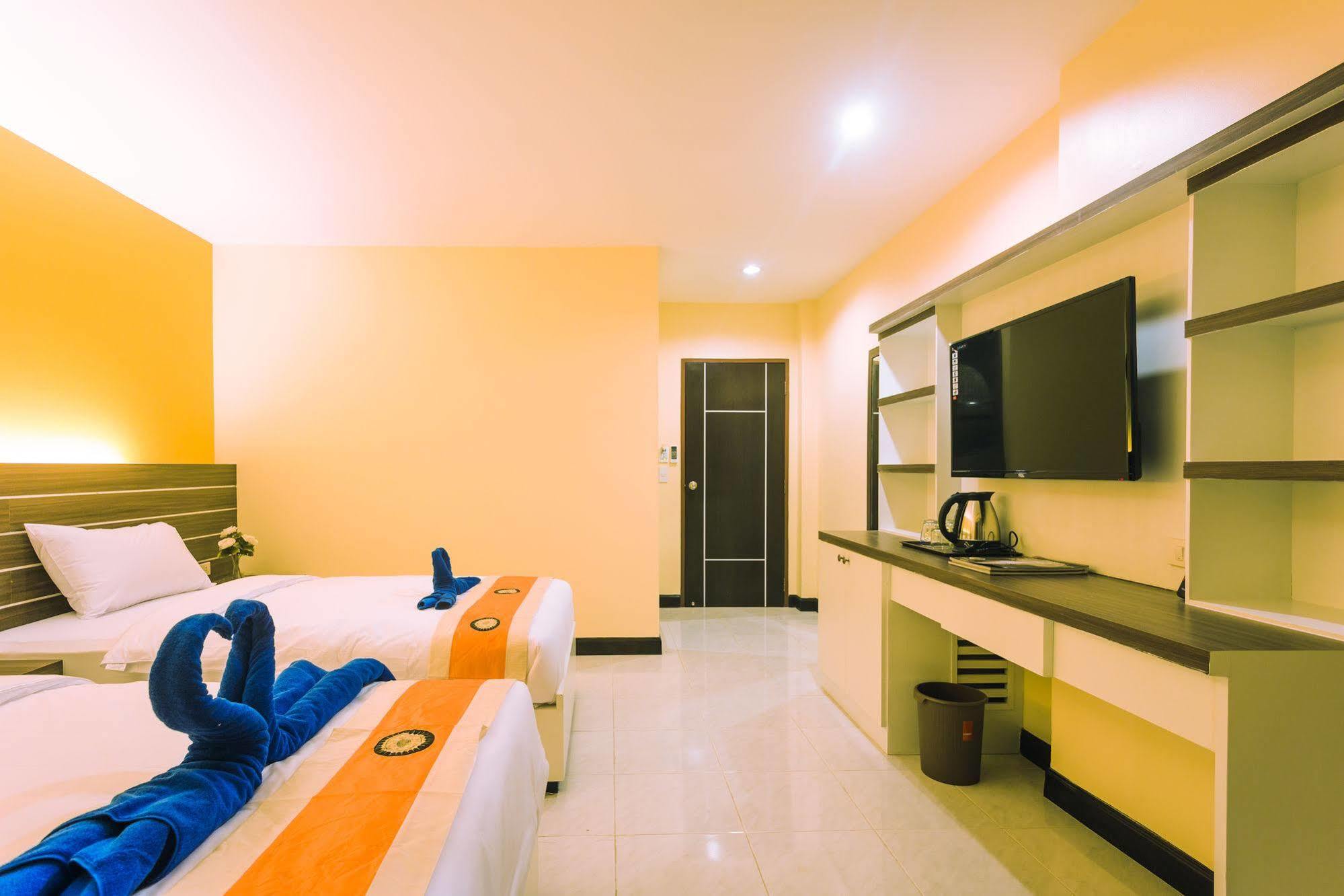 The Shades Bed And Breakfast Boutique Hotel Patong Buitenkant foto